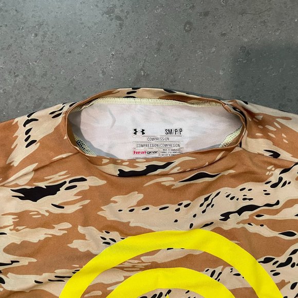 Men's Small Under Armour Alter ego Captain America Heatgear Compression Shirt - Picture 2 of 4